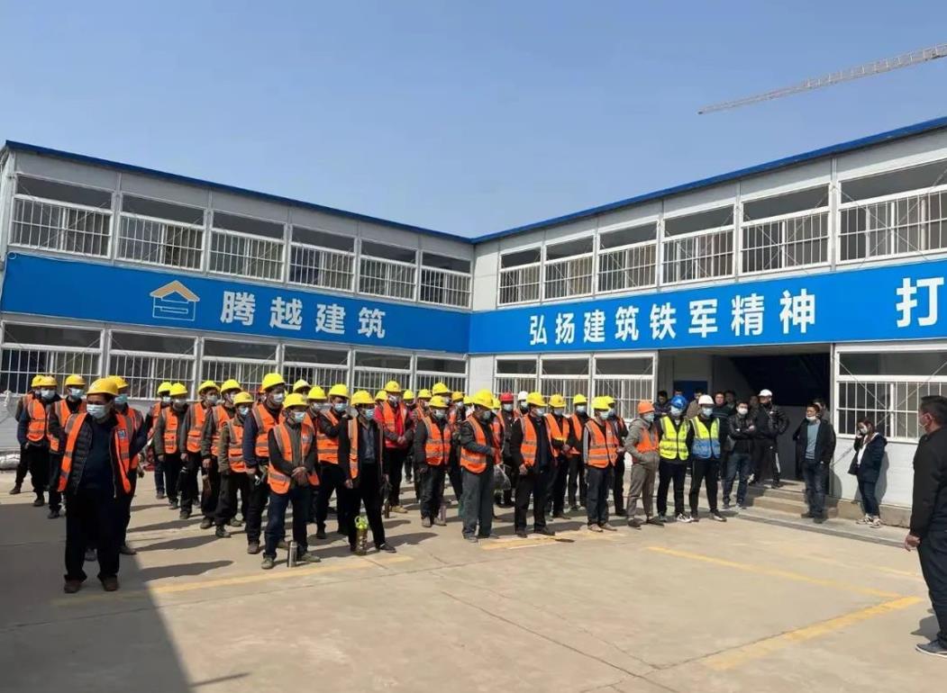 同心戰“疫”丨騰越鐵軍緊急援建山東淄博方艙醫院！