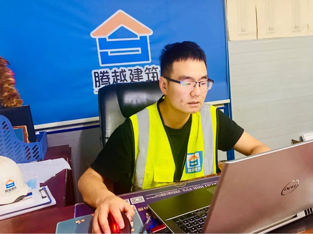 先鋒人物|擇一事、專一業的工地“超級鐵人”